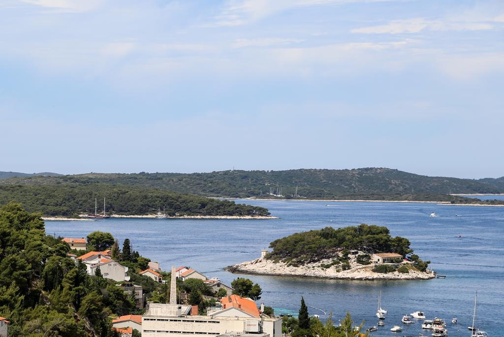 Apartments Divković Hvar Town Buitenkant foto